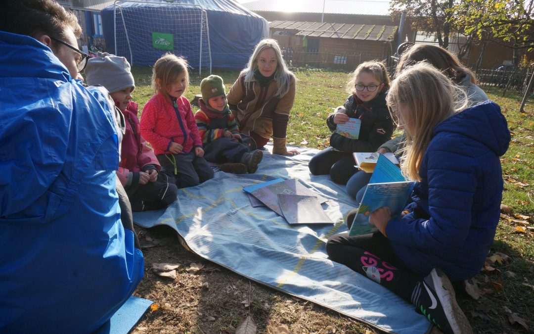 ‚Leselust in Karlsbad‘ – der Bundesweite Vorlesetag trägt Herbstfrüchte